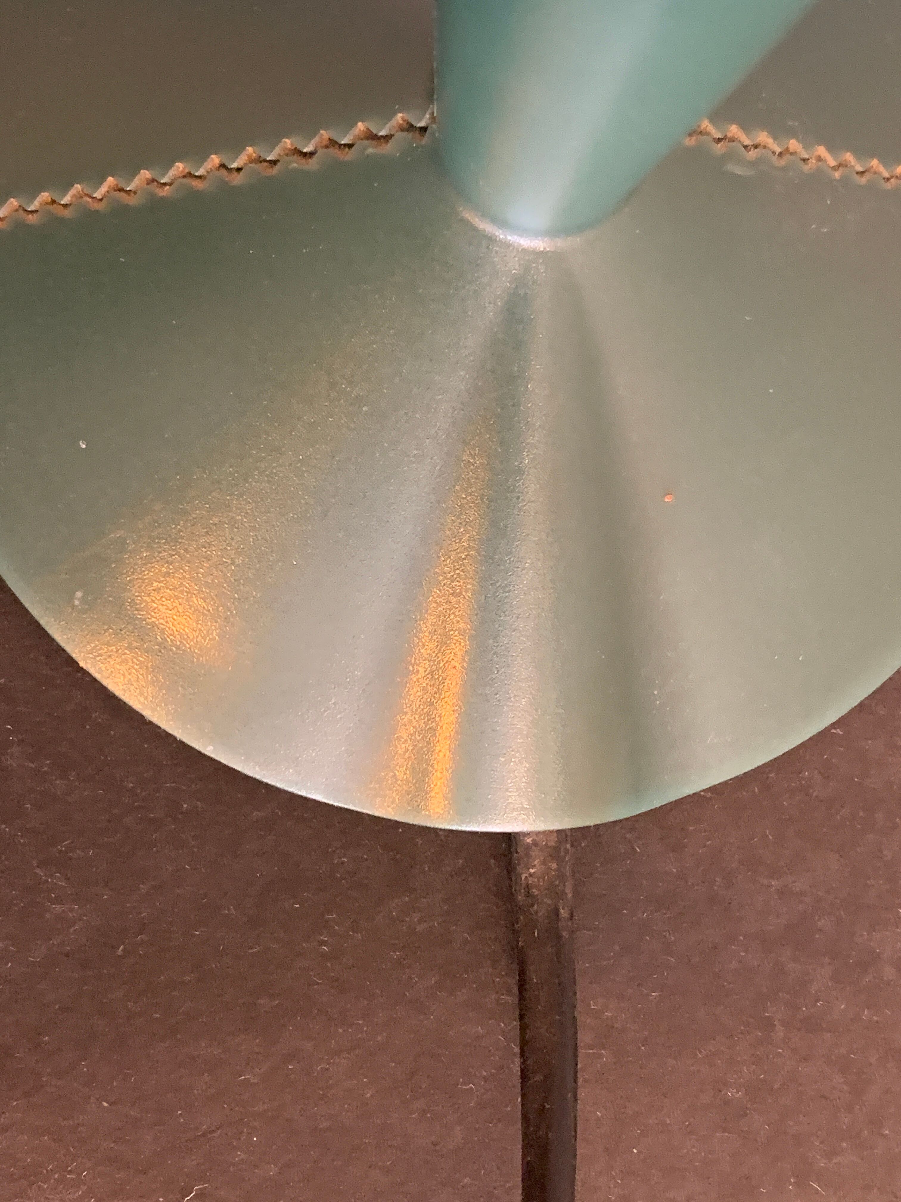 English green lamp Miss Sissi de Flos, design Philippe Starck