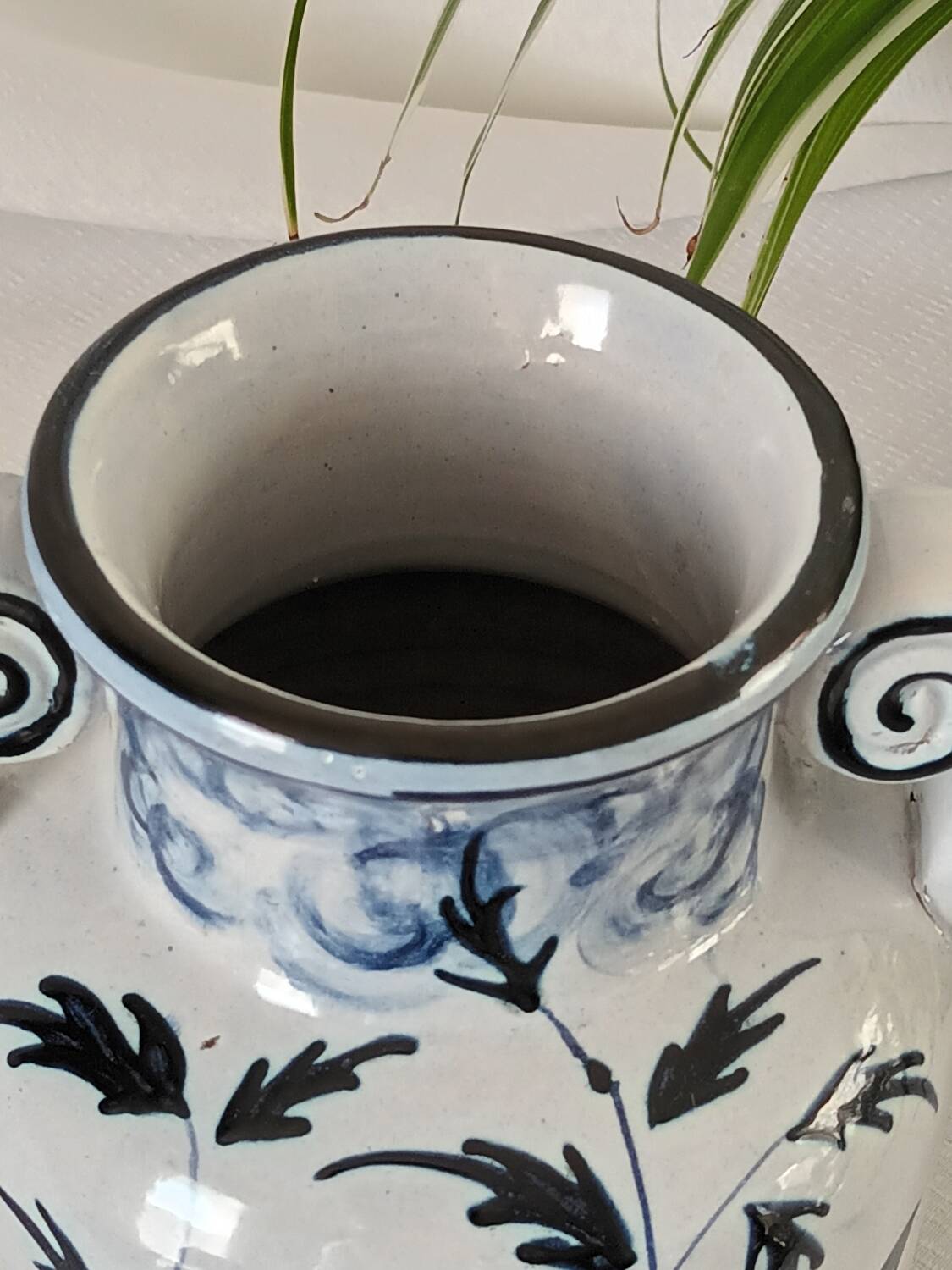 Vintage hand-painted ceramic vase Italy