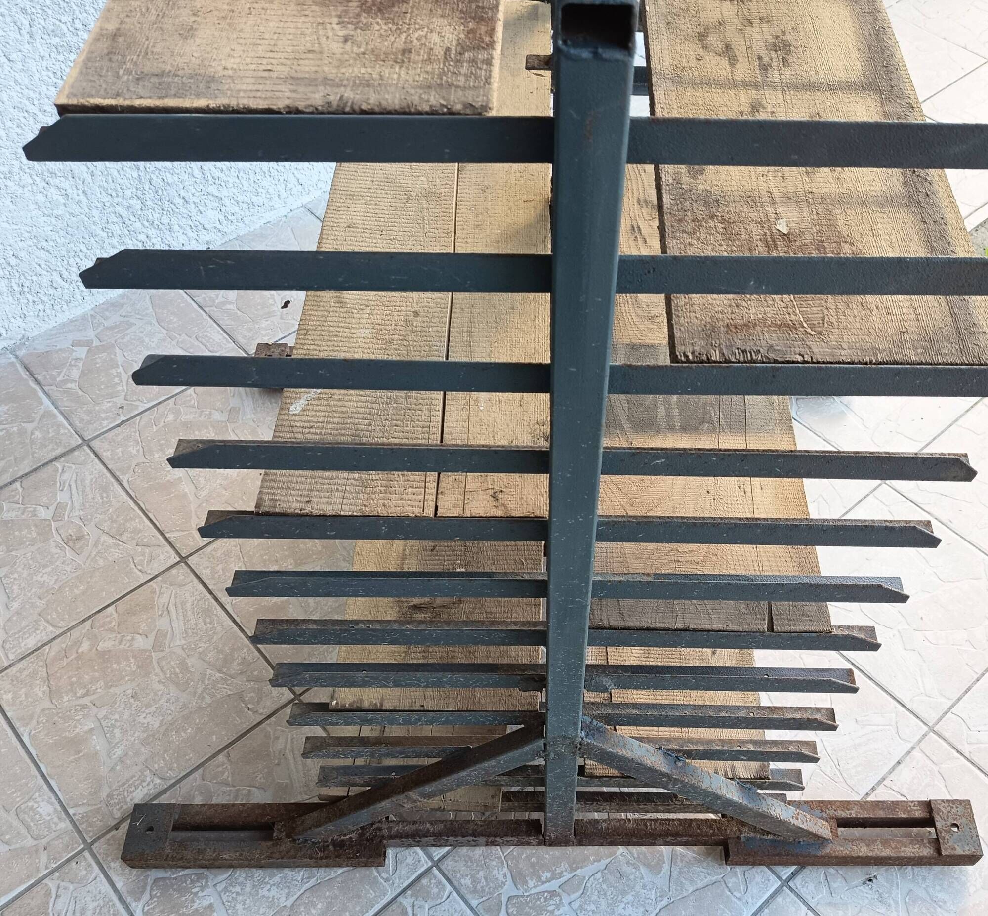 Etagère industrielle Meuble de métier métal et bois