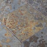 Table base oeil brutaliste en ardoise Paul Kingma