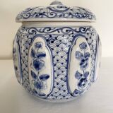 Chinese porcelain candy box