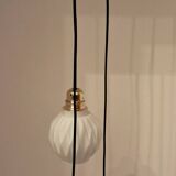 Suspension 3 lumières en opaline blanche