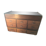 Trading counter
