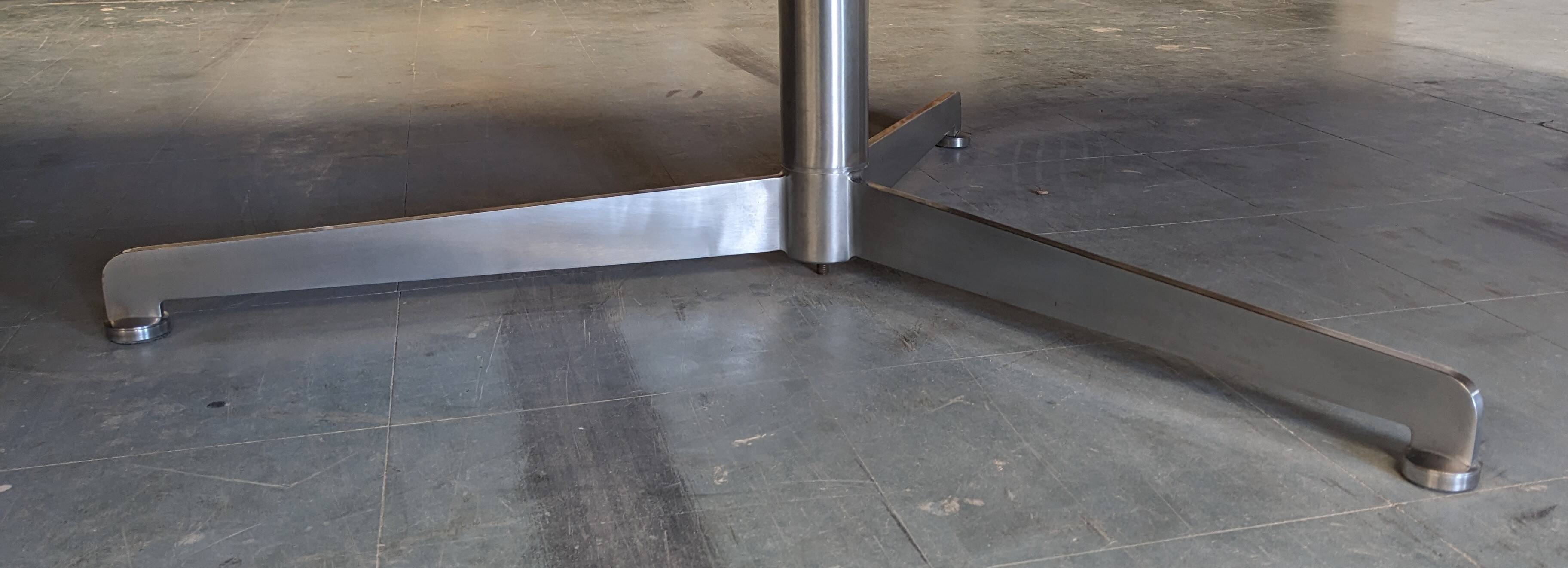 Rosewood conference table by Osvaldo Borsani for Tecno 1968