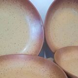 Hollow stoneware plates