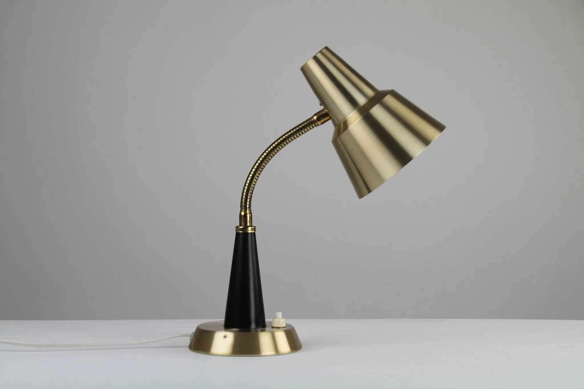 Table / Desk Lamp Model 600/5 by Gemi — Swedish Modernism in Black & Brass, 1960s