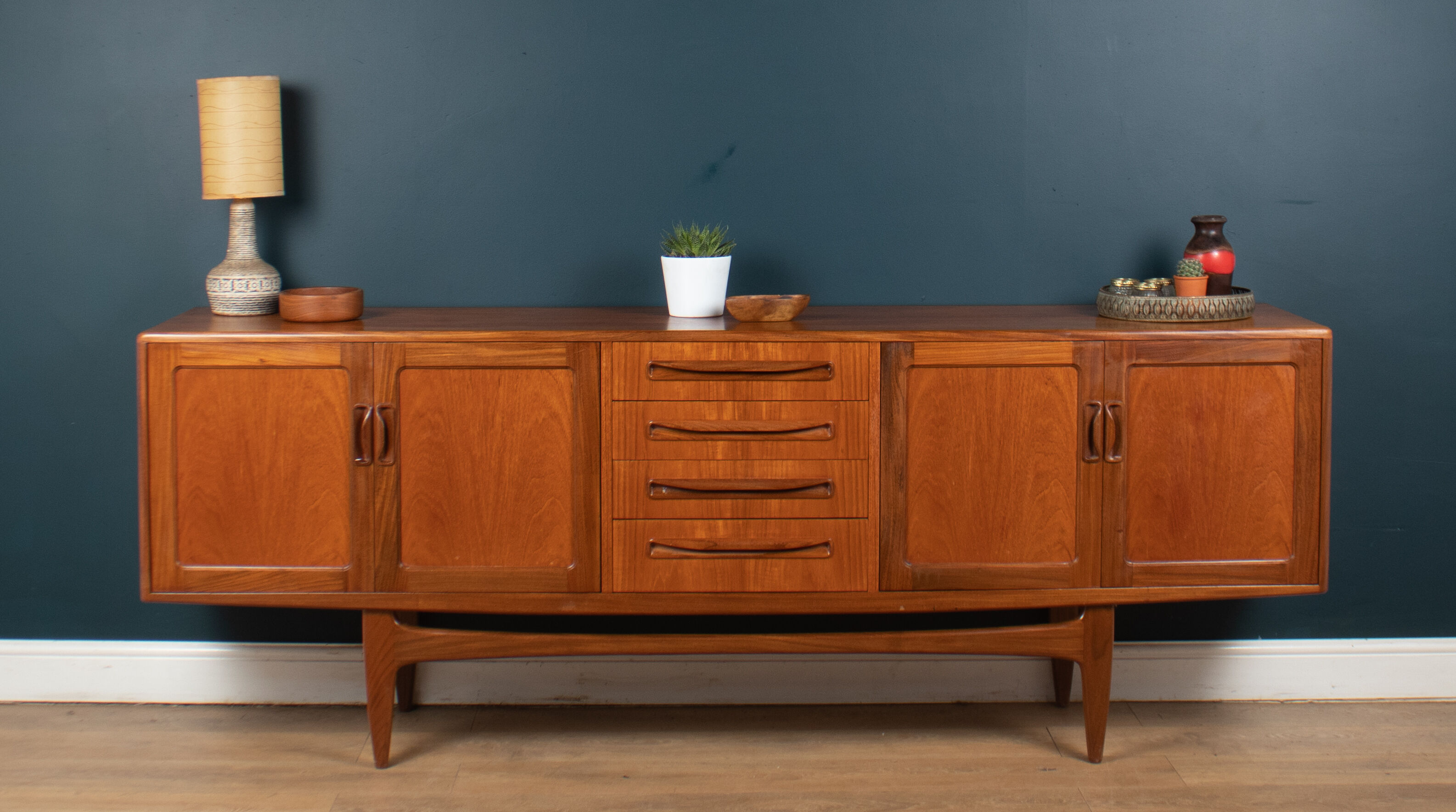 Sideboard in teak from the 1960s, G-Plan by Victor Wilkins