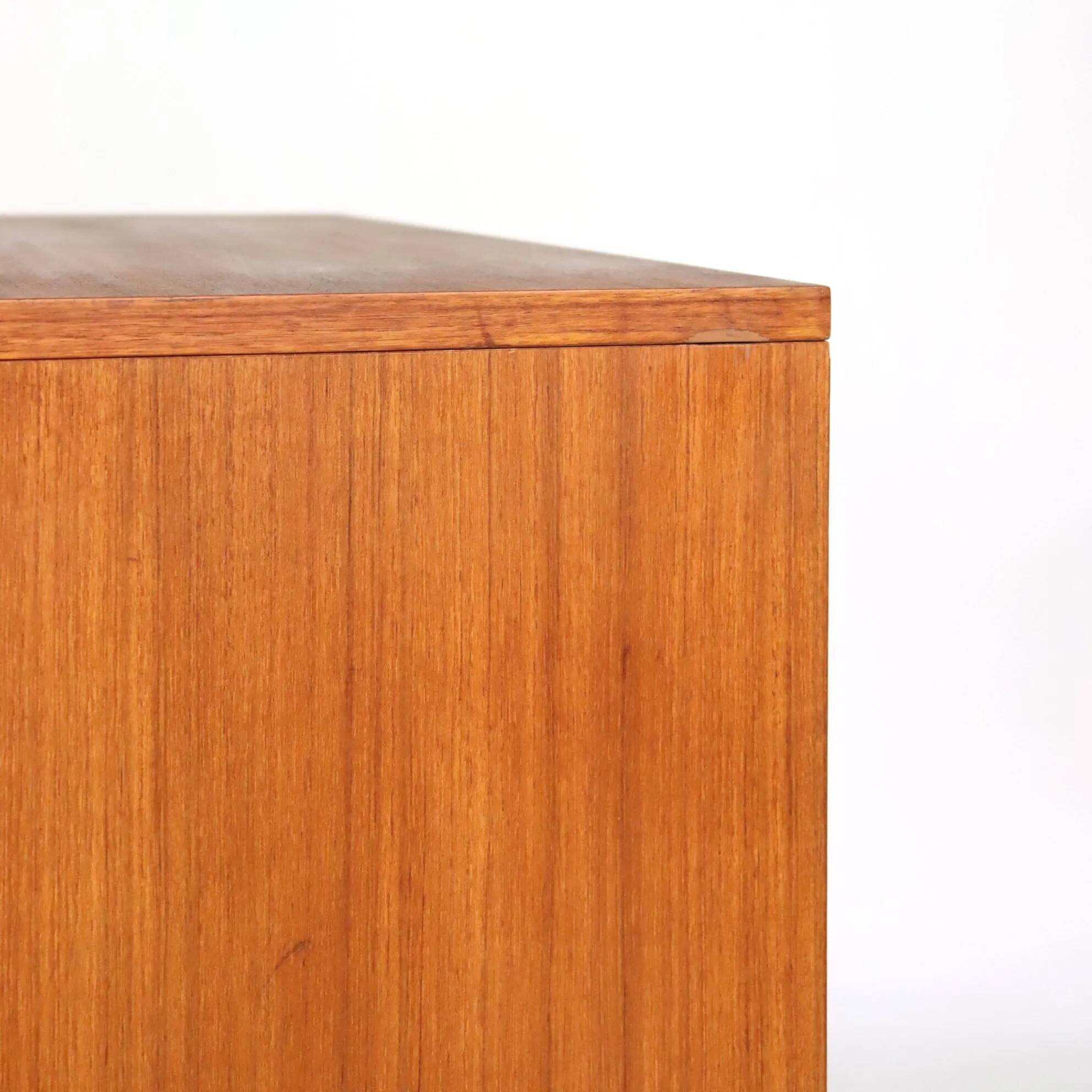 Commode scandinave en teck