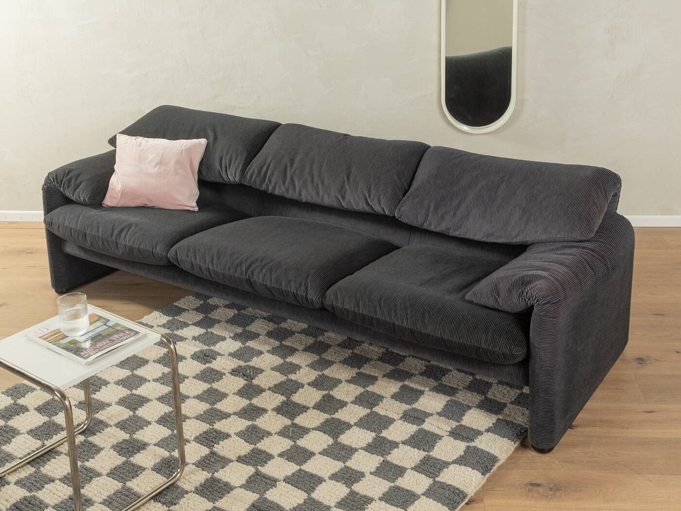 "675 MARALUNGA" sofa, Vico Magistretti, Cassina