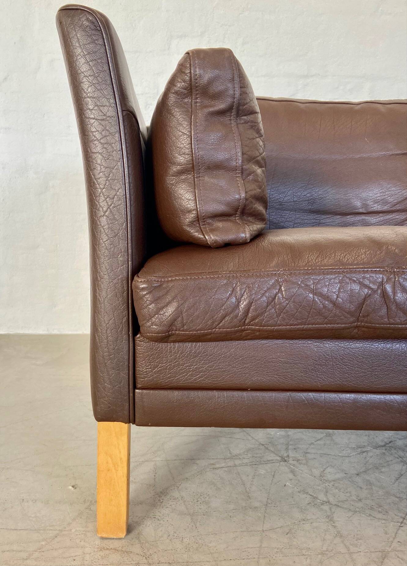 MID CENTURY VINTAGE DANISH MOGENS HANSEN 3 PERSON SOFA IN COCO BROWN LEATHE