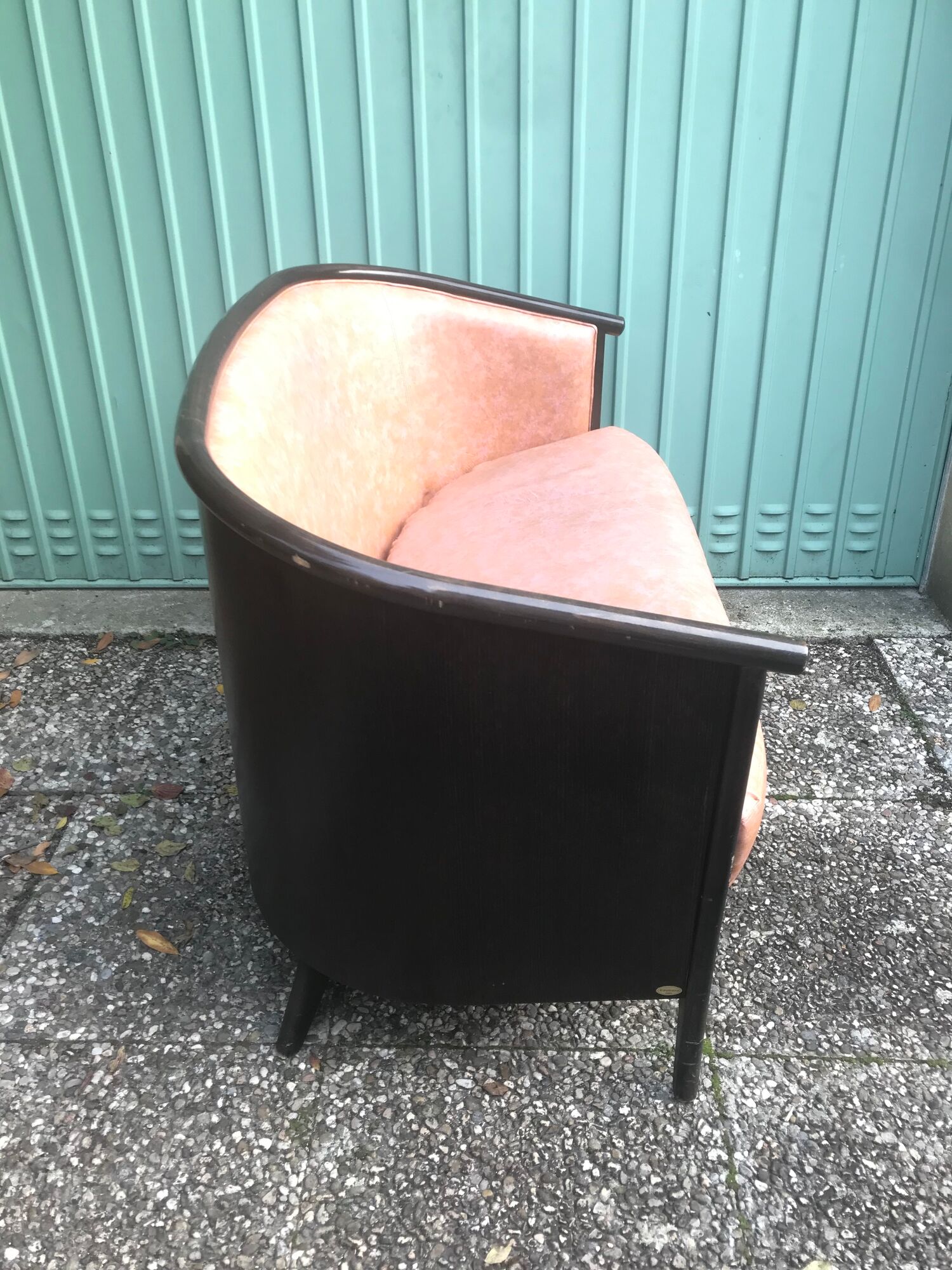 Lot of 2 armchairs and a sofa from Baumann in black wood and marble rose leather