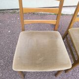 Set of 4 Scandinavian chairs in wood and fabric.