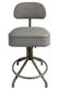 Chaise d’atelier vintage réglable en métal patiné et skaï gris