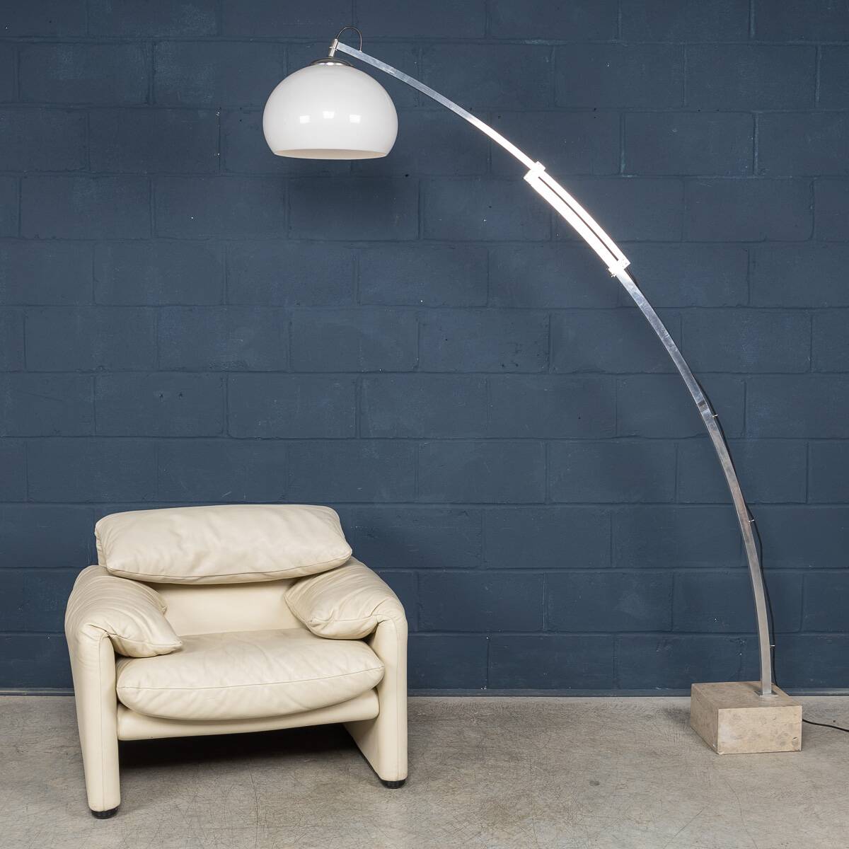20thC ITALIAN EXTENDABLE ARC FLOOR LAMP c.1970