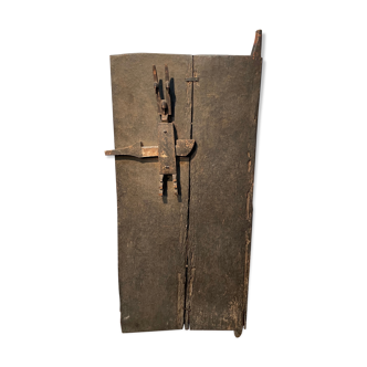 Old SENOUFO hut door from Ivory Coast with its lock and in its original condition.