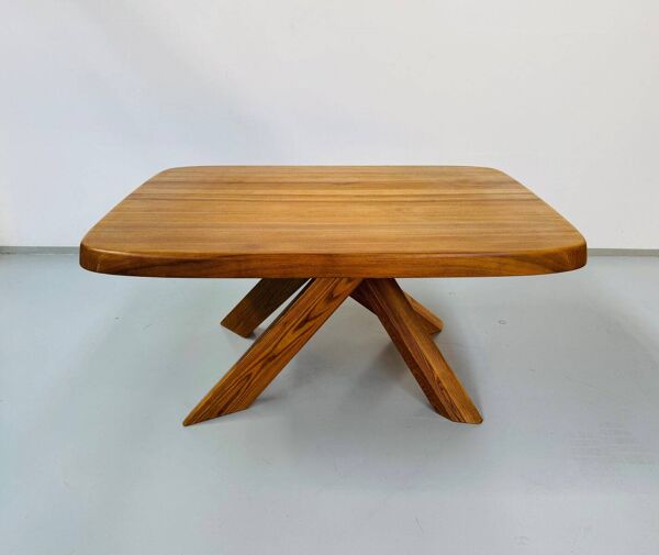 Table Aban T35C en orme, édition française ancienne, attribuée à Pierre Chapo, années 1970