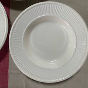 Lot de 3 assiettes creuses Wedgwood