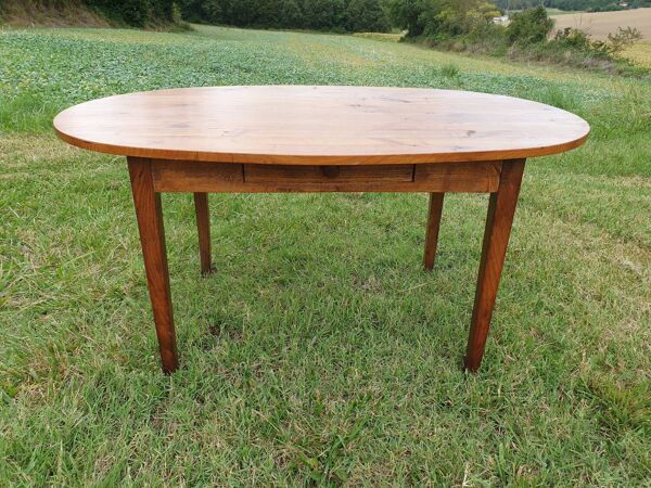 Table de ferme ovale en merisier