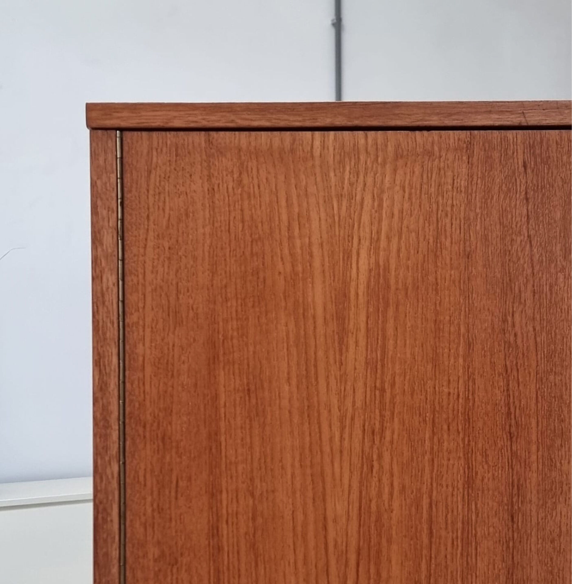 Armoire du milieu du siècle