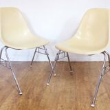 Pair of Herman Miller chairs model DSS 1960 fiberglass