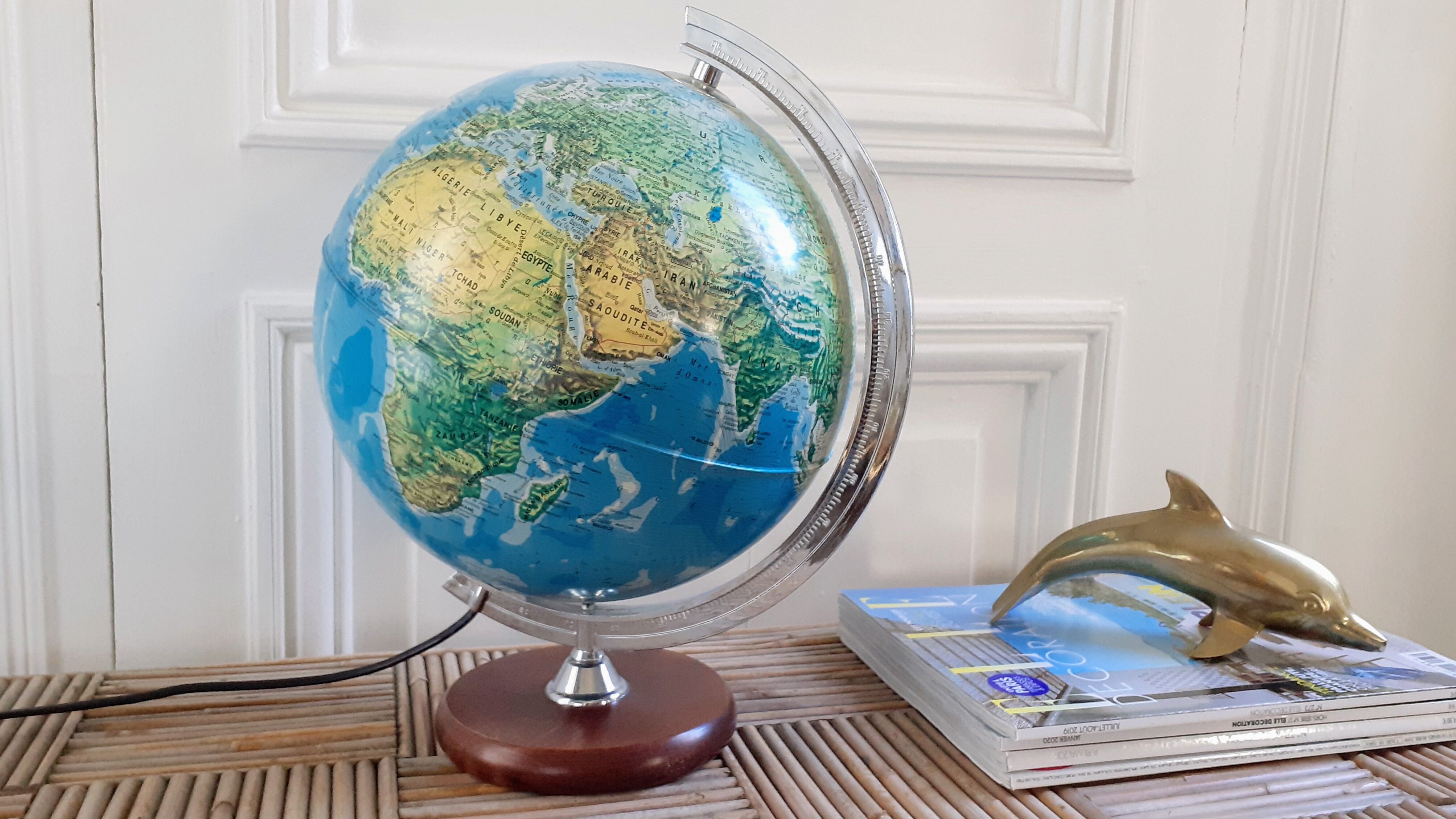 World map bright globe