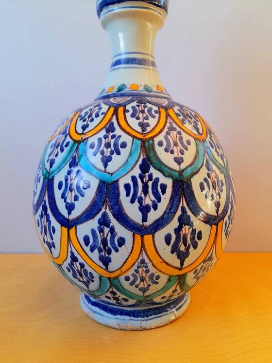 Oriental ceramic lamp