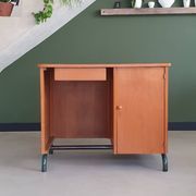 Bureau d'école vintage