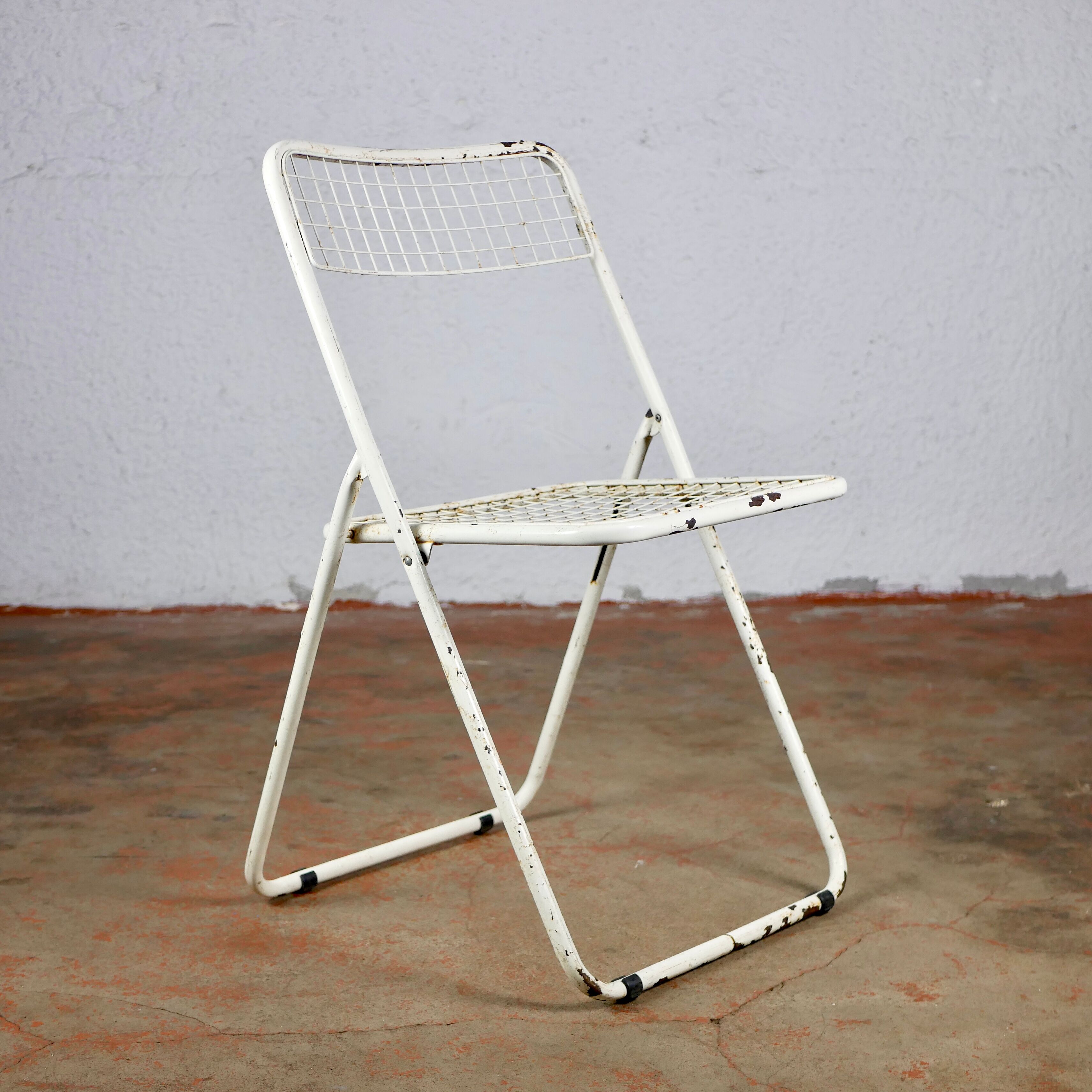 Series of 4 Ted Net chairs, by Niels Gammelgaard