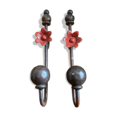 Pair of wall hooks in cast iron