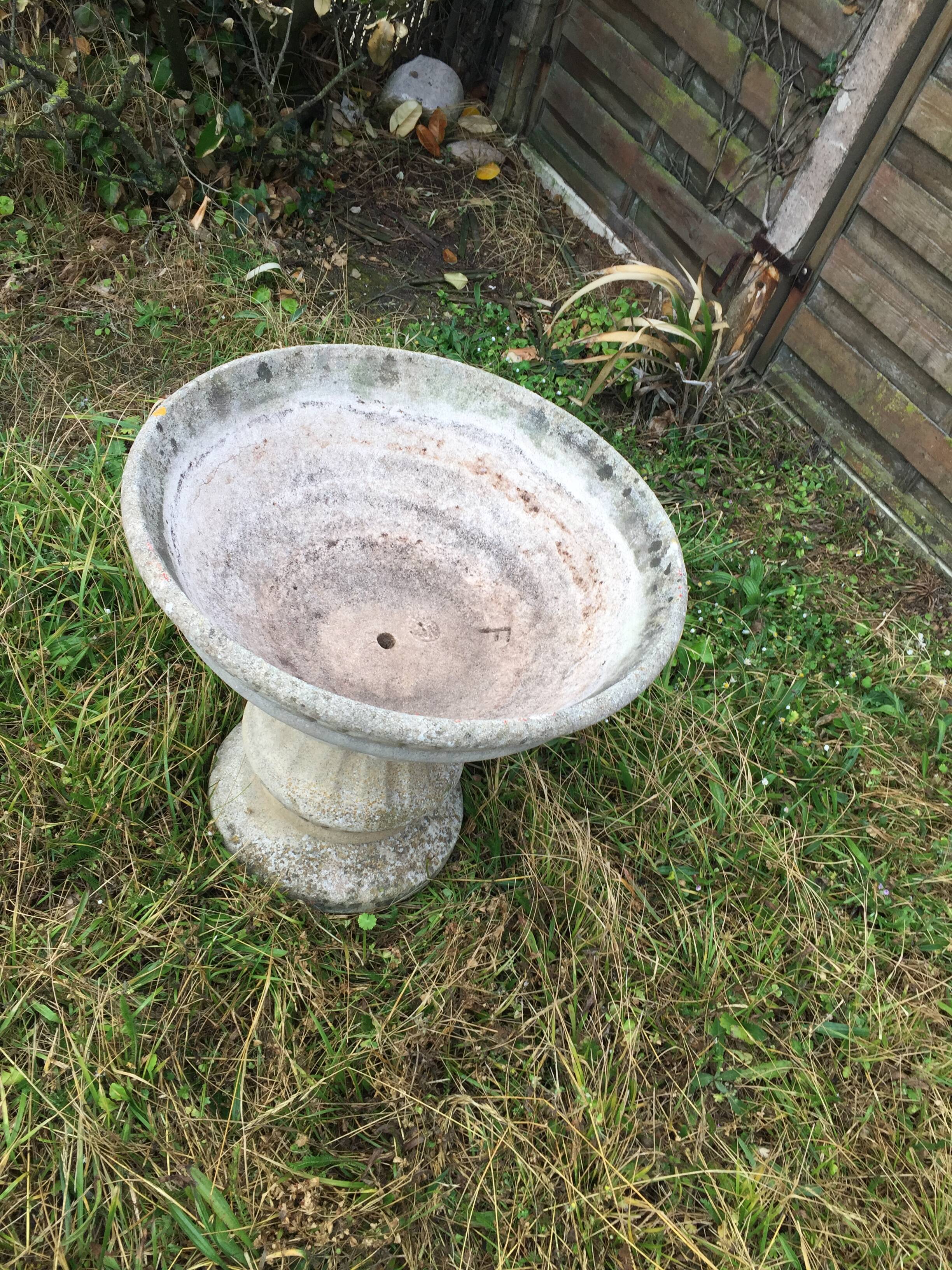 Vase médicis en pierre reconstituée