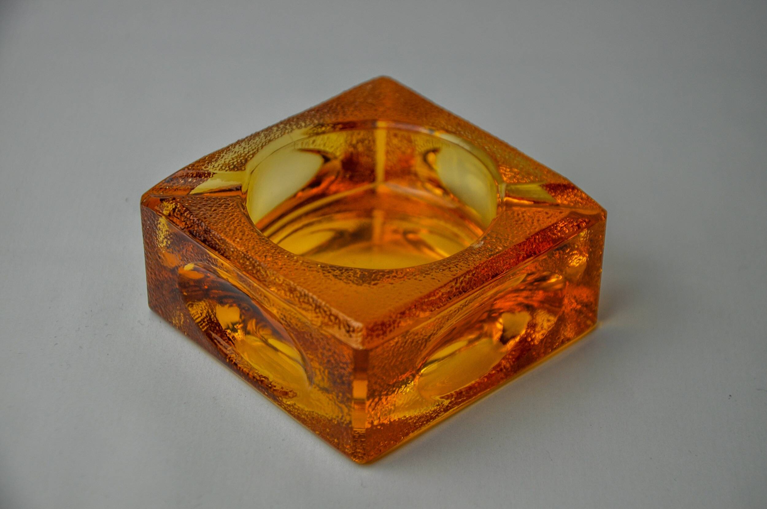 Orange ice cube ashtray by Antonio Imperatore, Murano glass, Italy, 1970
