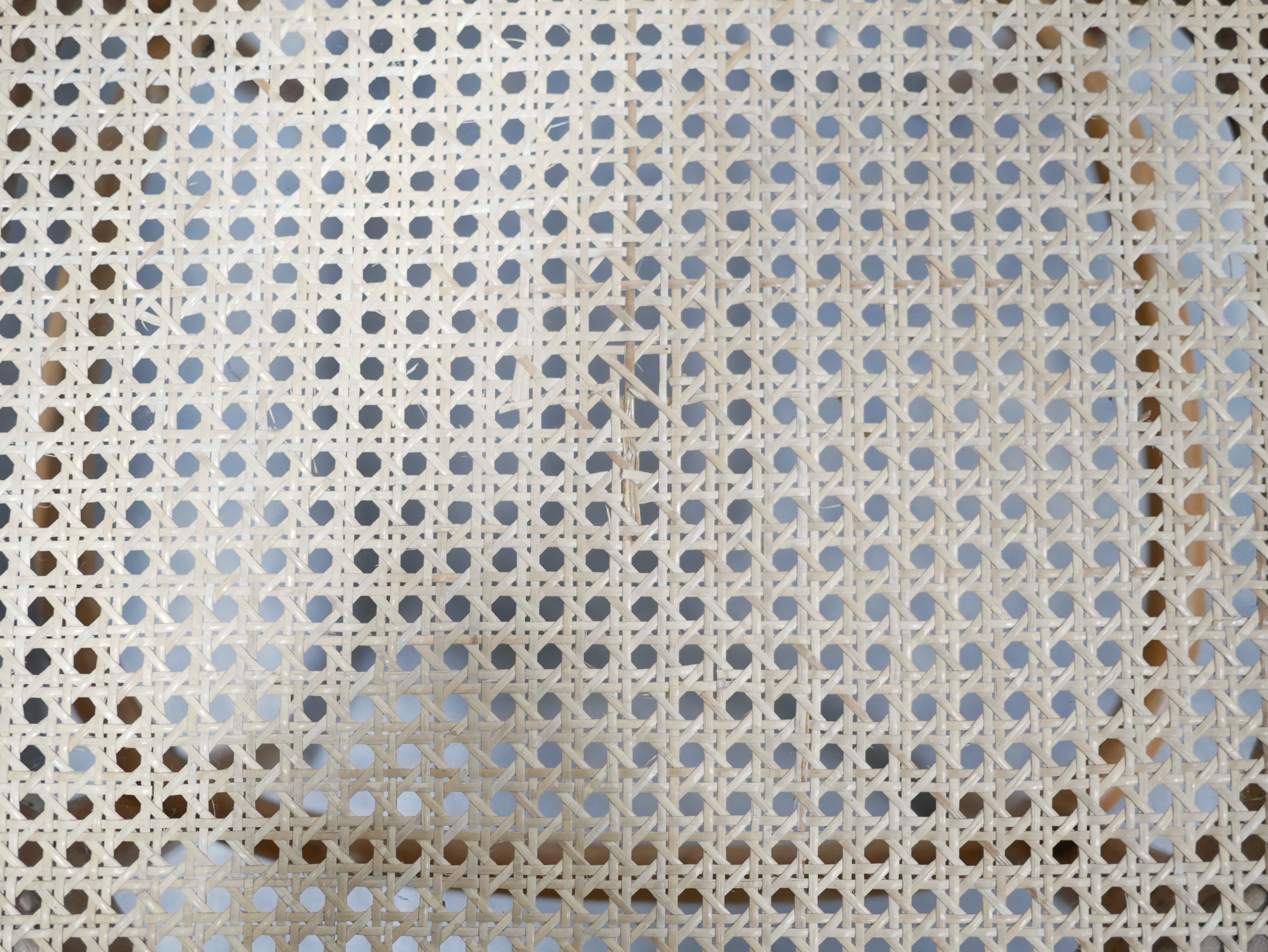 Chaise cannée vintage par J. Hoffmann, éditions Thonet