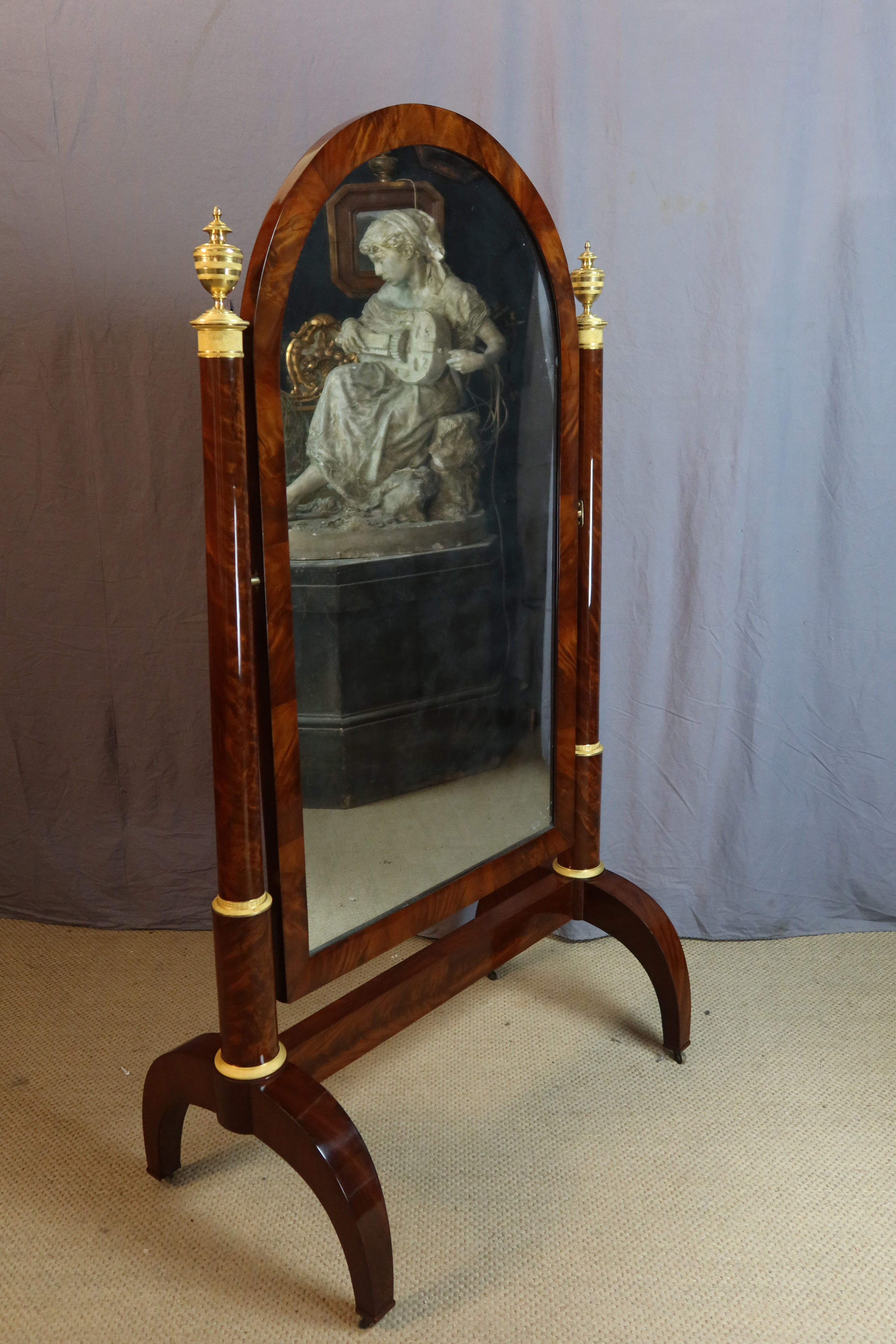 dressing mirror