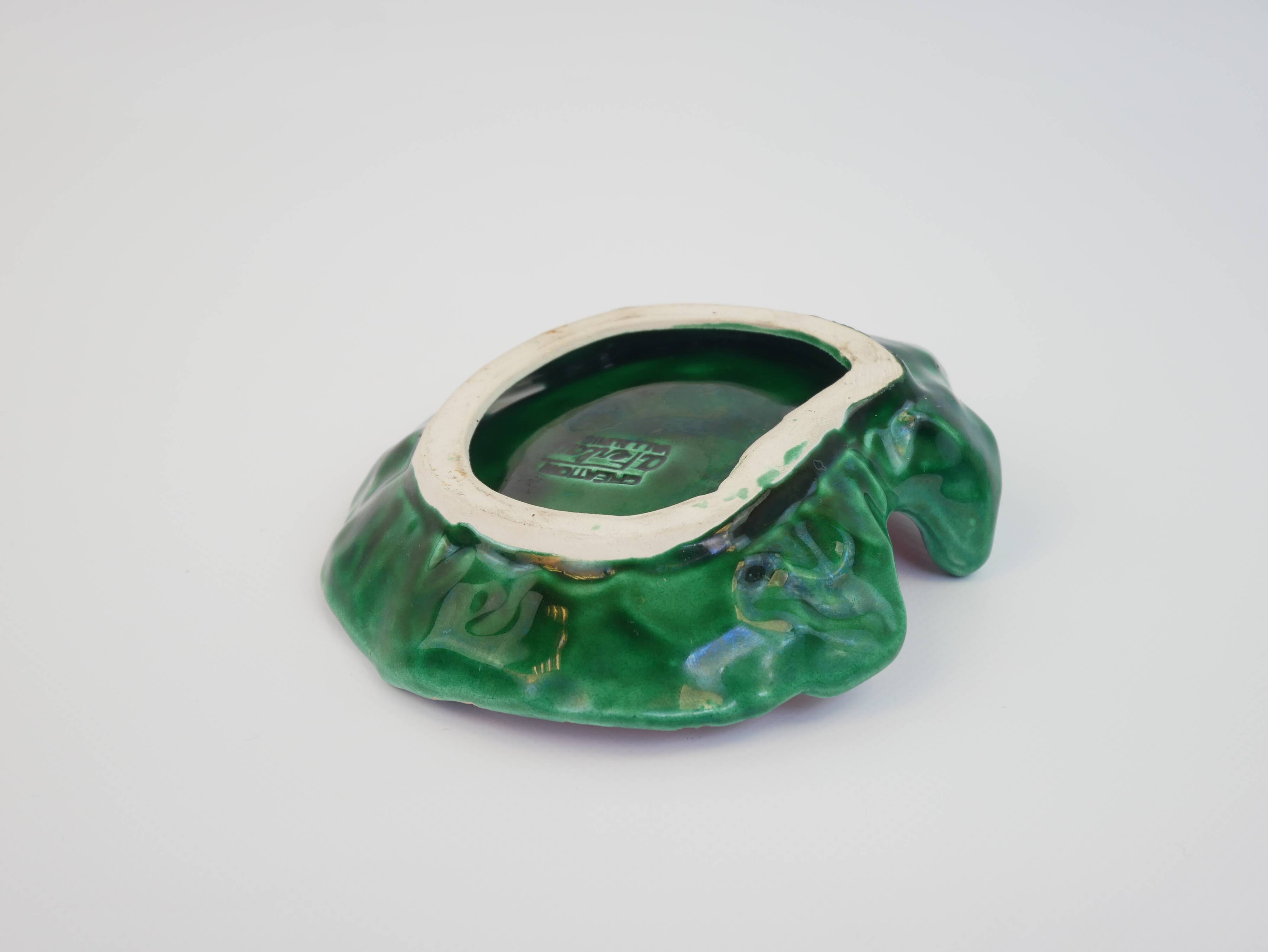 Vide Poche coquillage en céramique vert et rose signé A.Ferlay Vallauris Circa 1960