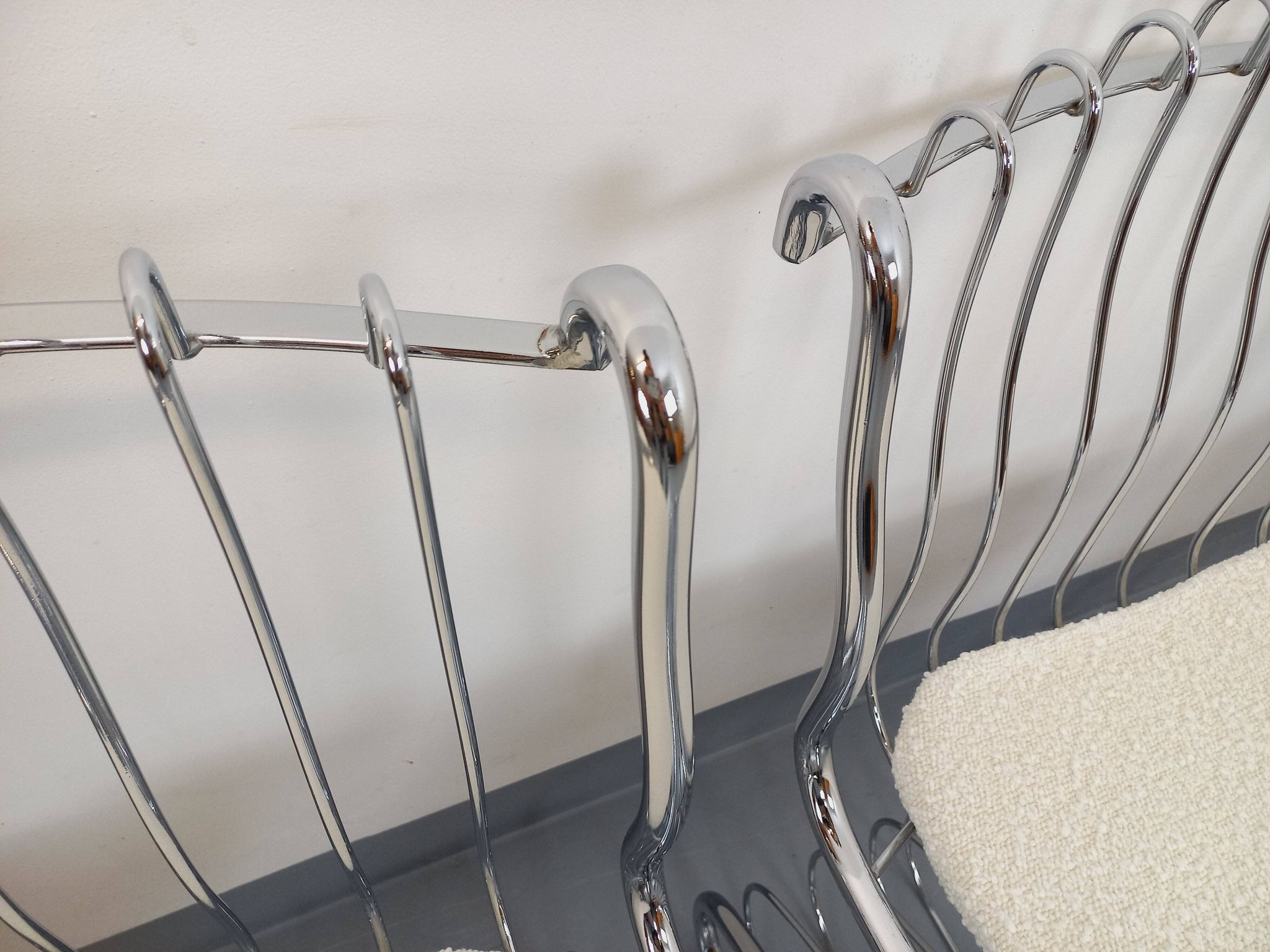 Set of 4 vintage Italian chairs by Gastone Rinaldi in chrome metal.