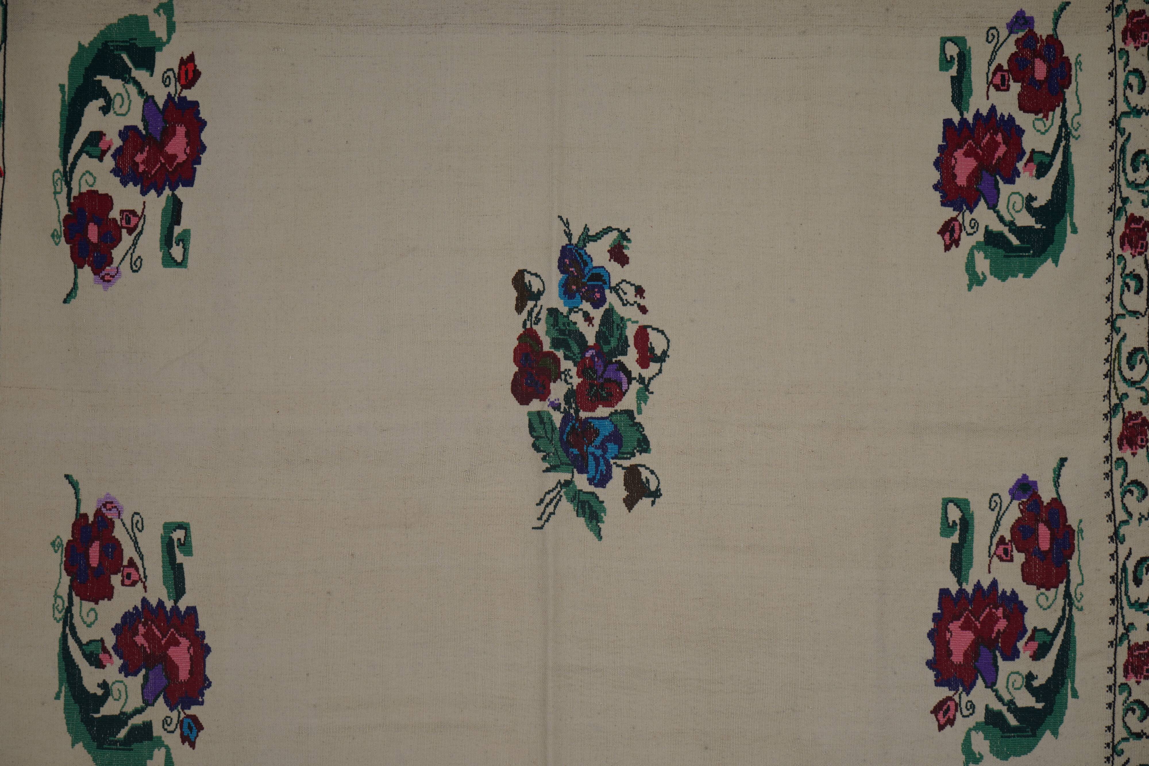 Vintage Turkish Oushak Handwoven Rug 167x198 cm