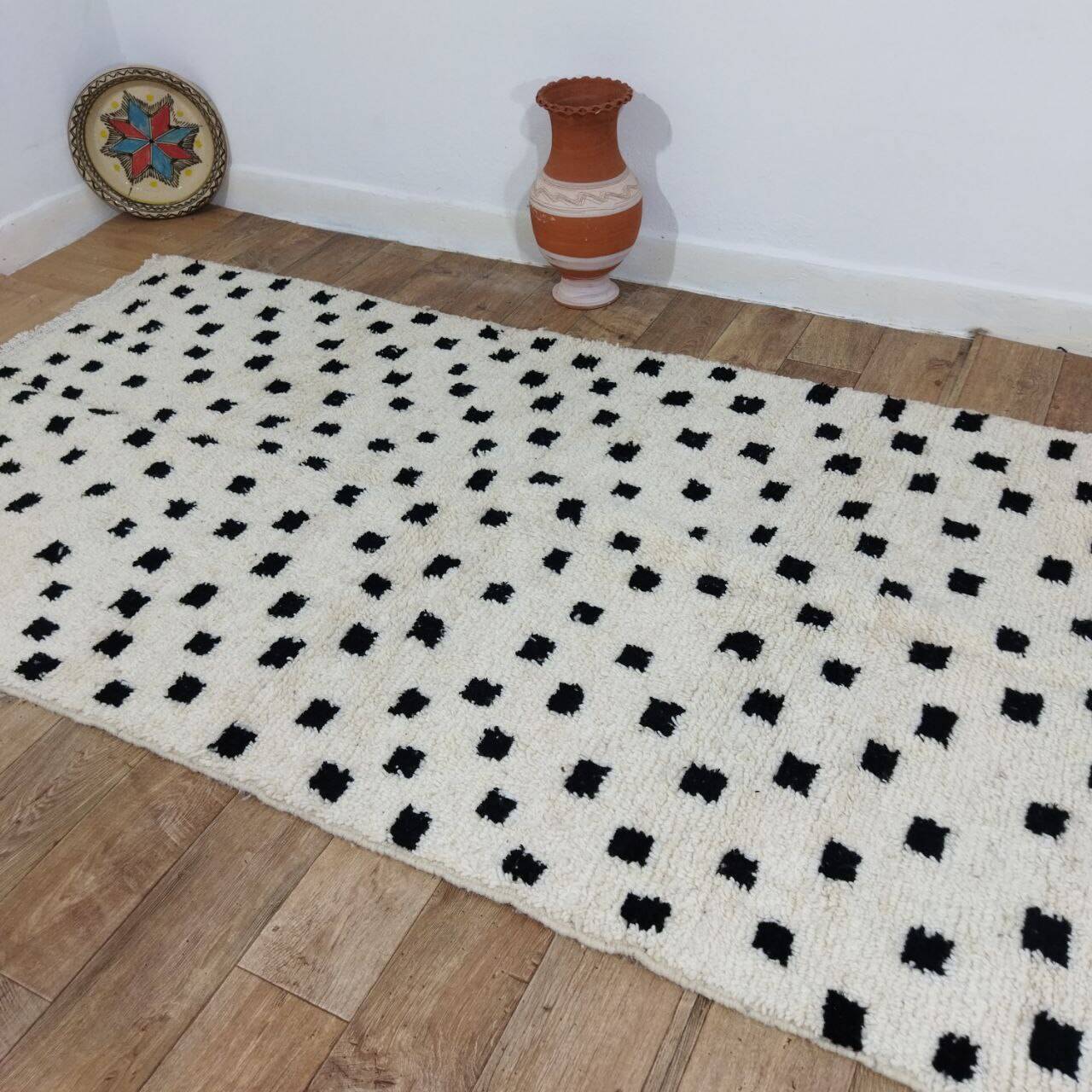 Handmade Moroccan Berber Rug 255 X 138 CM