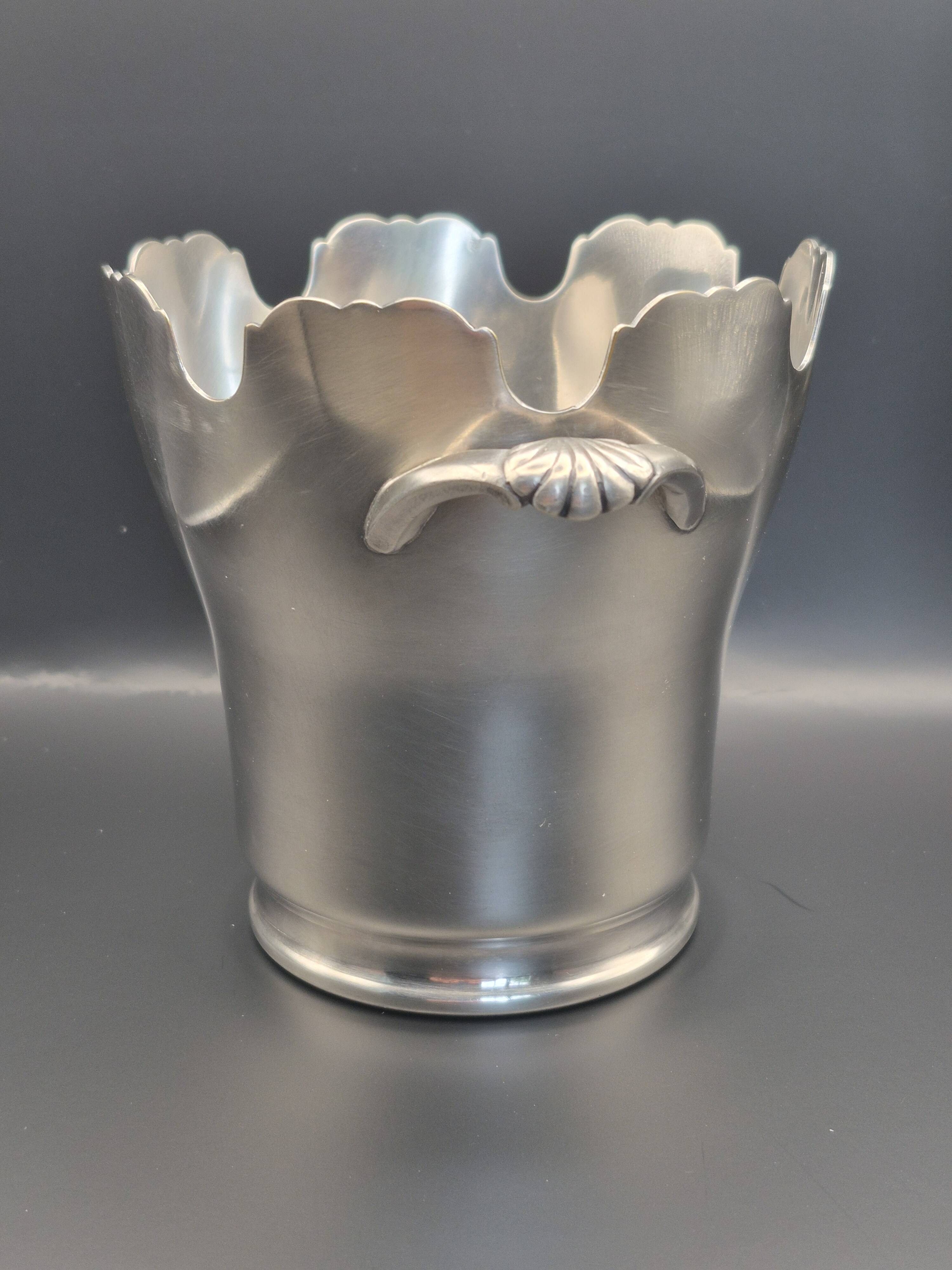 Elegant ice bucket/scoop, silver-plated with square hallmark - A 321