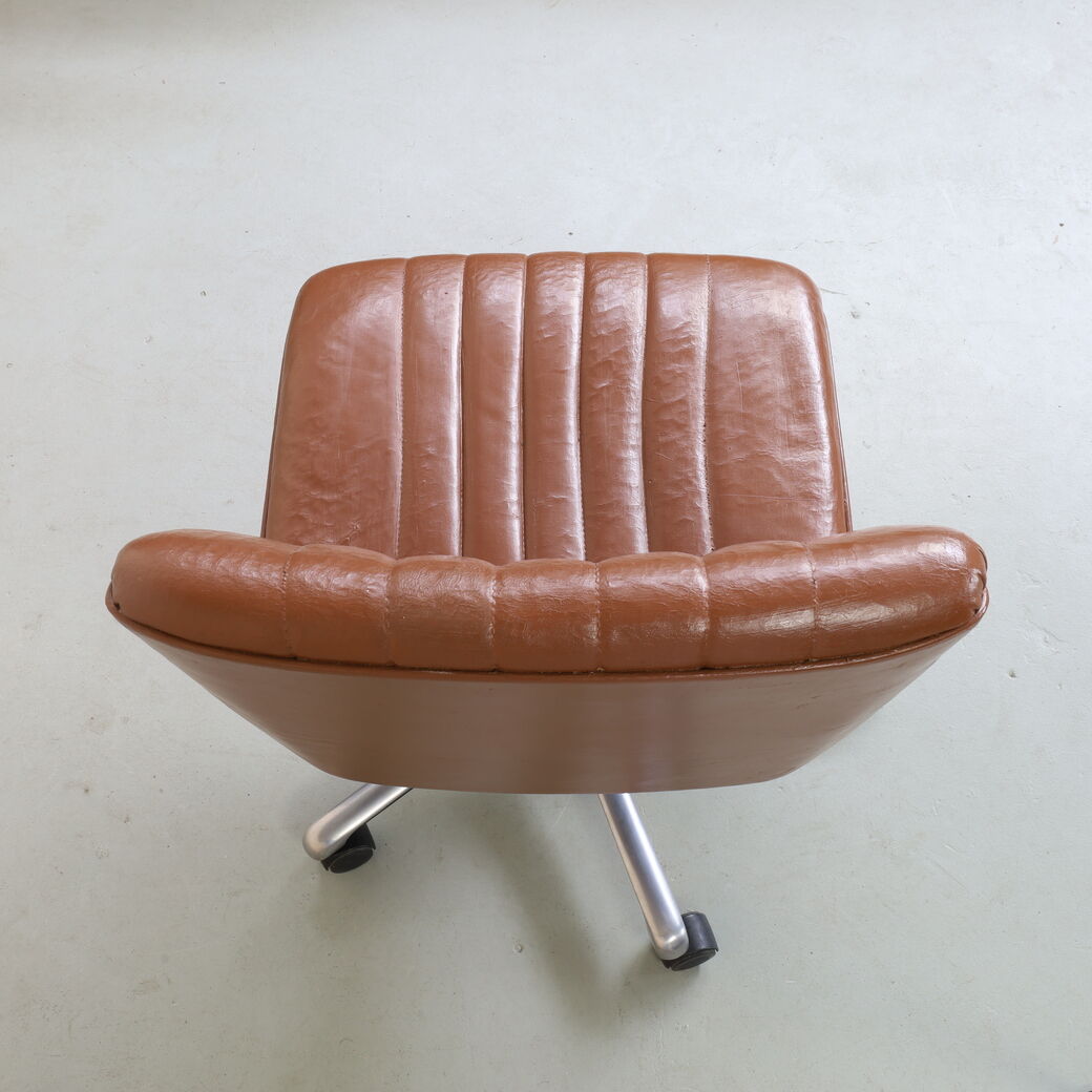 Office Chair by Osvaldo Borsani for Techno, 1970s