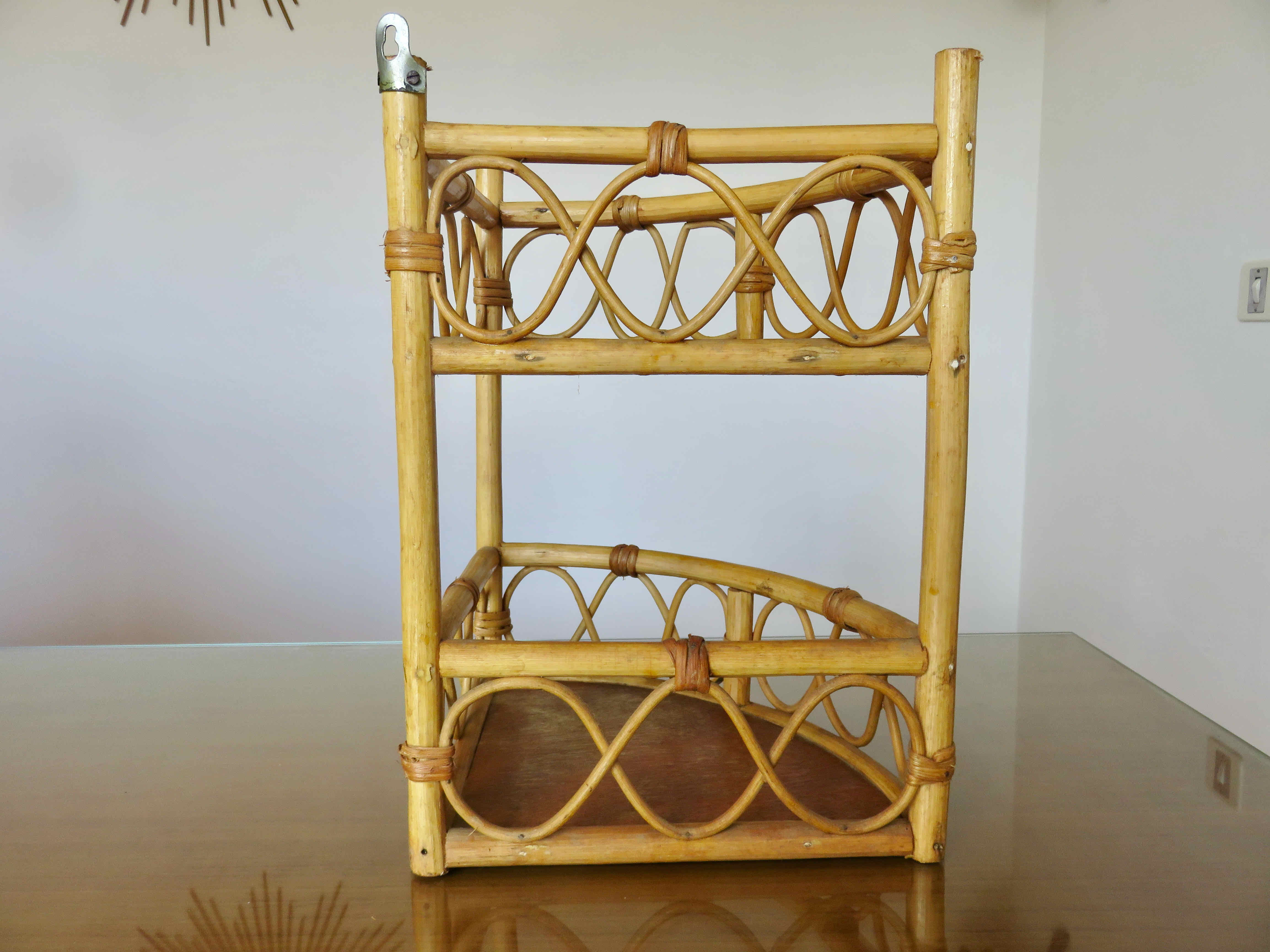 Rattan corner shelf 60s 70s