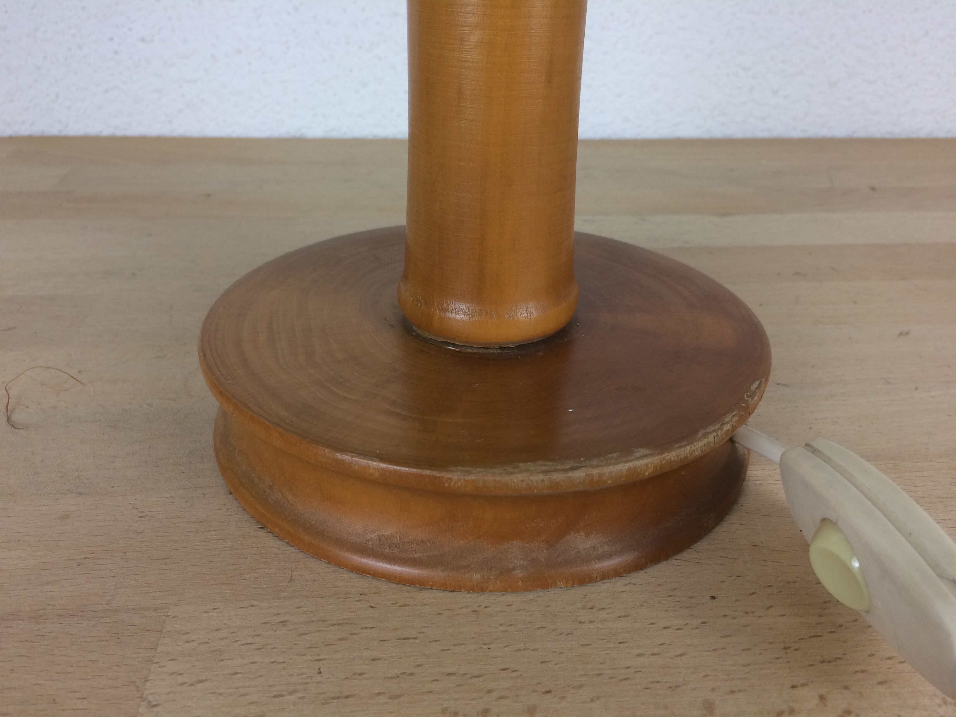 Bamboo effect wood lamp Jungle Chic style