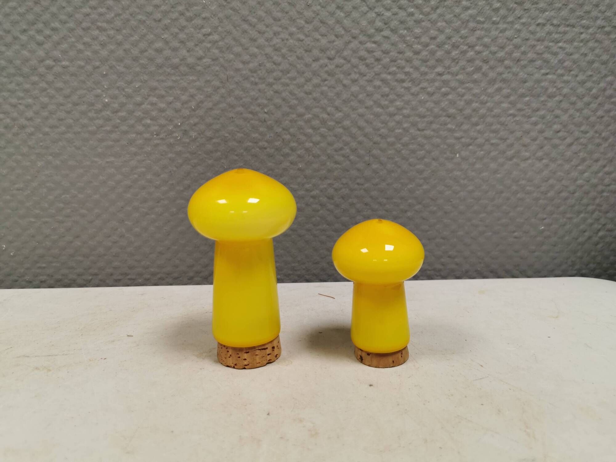 Two Holmegaard ‘Palet’ salt and pepper shakers. Michael Bang, yellow 1960s