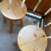Pair of Charlotte Perriand stools - 1965 for Les Arcs 1600