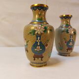 Pair of small cloisonné vases with Japanese polychrome decoration