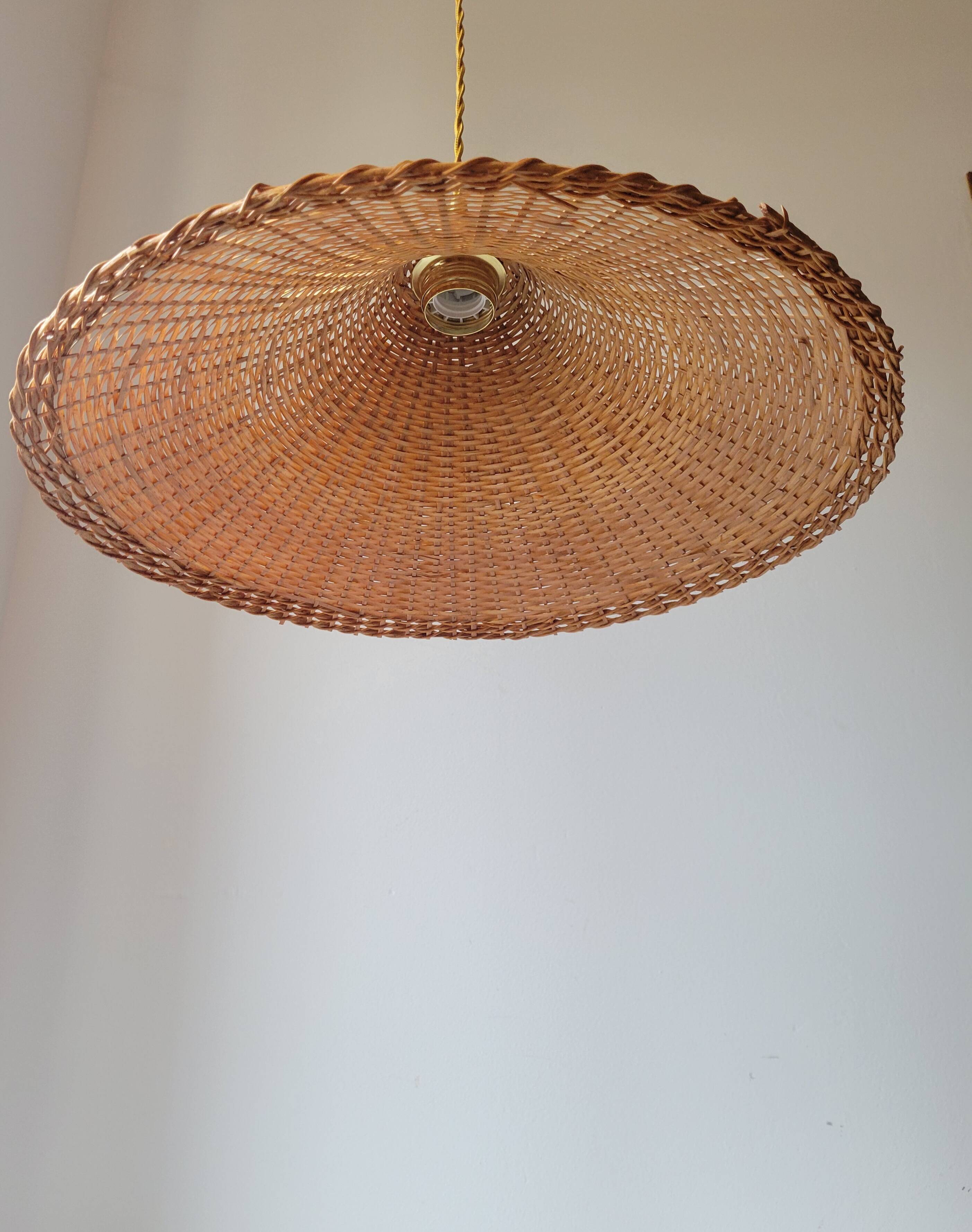 Woven wicker pendant light