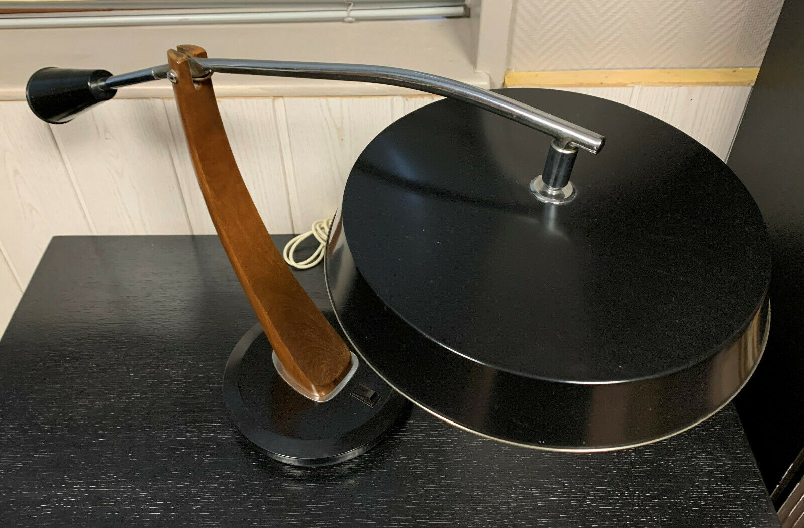 "President" model office lamp from Fase