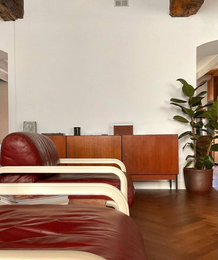 Gaëtana Aulenti armchair, vintage leather, 70s
