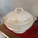 Longwy earthenware dinner service, Longpré pattern, 1895