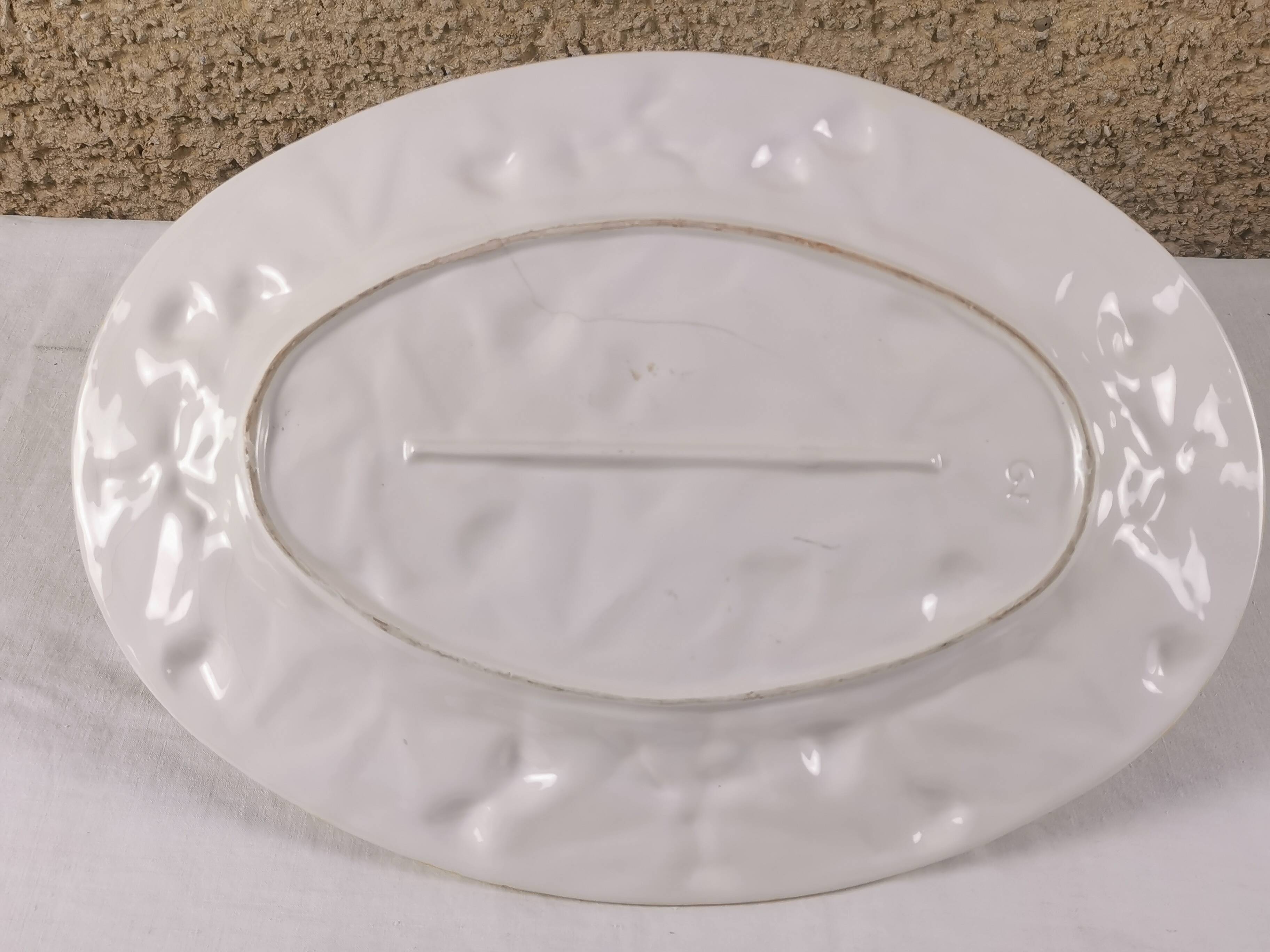 Large ancient dish “decor of chestnuts”