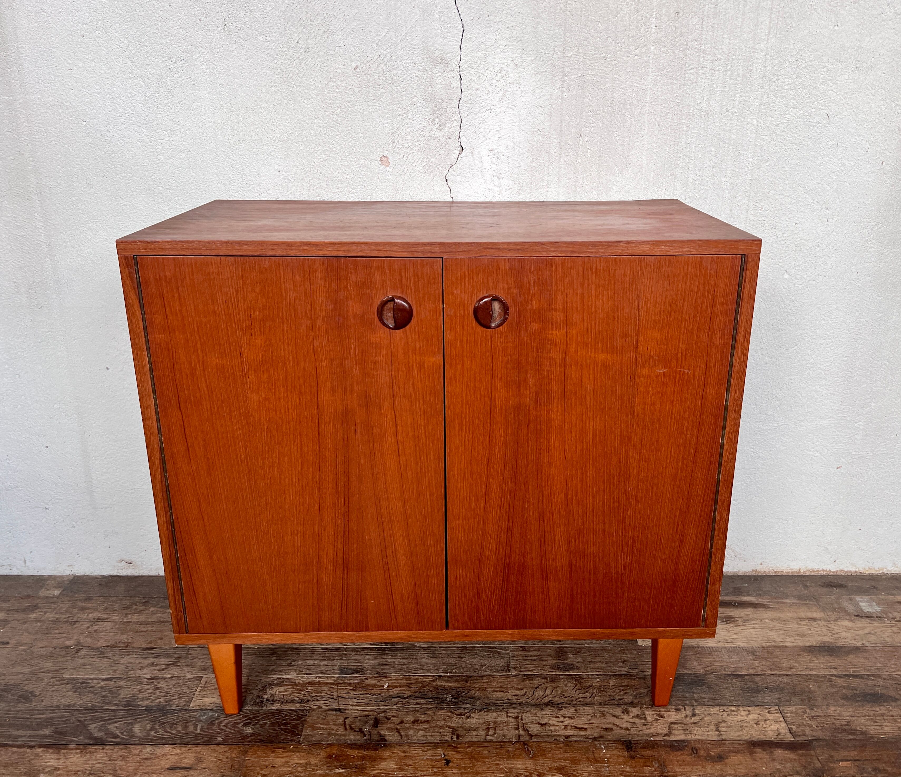 Buffet scandinave en teck 1960